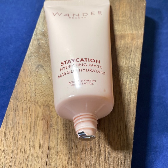 Mask, hydrating, Staycation, Wander Beauty - Picture 2 of 9